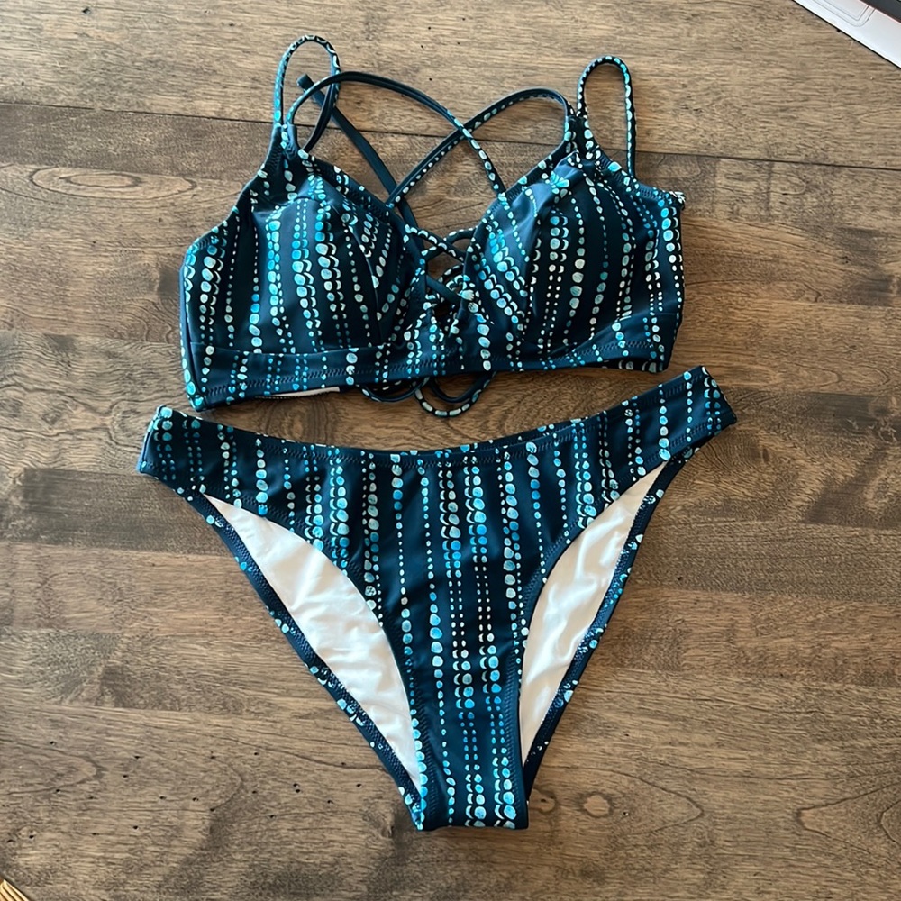 CUPSHE Blue Print Two Piece Swimsuit Size L
